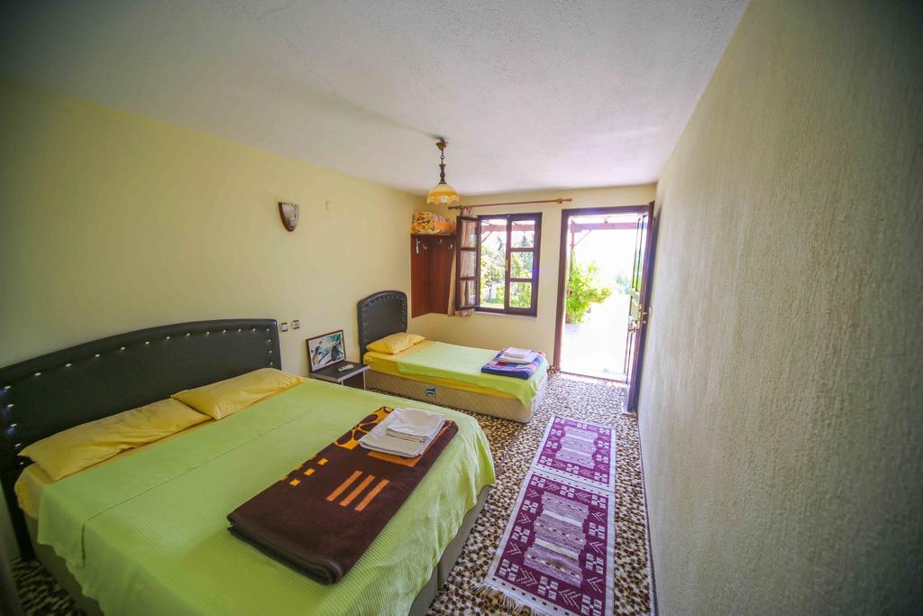 Troia Pension Akcapinar  Room photo